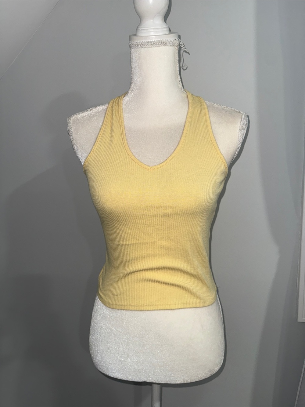 American Eagle Outfitters Pale Yellow Ribbed V-Neck Tank